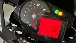 Aprilia Dorsoduro 750 ABS (2009 - 17)  (9)