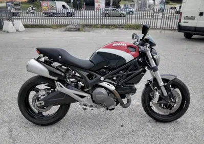 Ducati Monster 696 (2008 - 13) - Annuncio 10086292