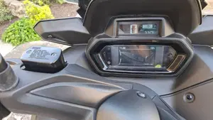 Yamaha X-Max 300 Tech Max (2021 - 24)  (4)