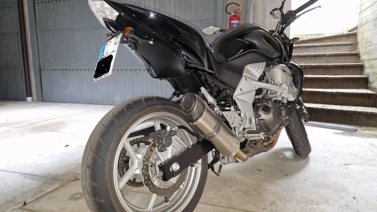 Kawasaki Z 750 (2007 - 14)  (3)