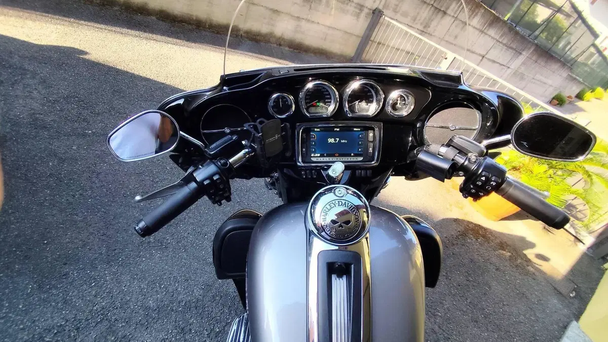 Harley-Davidson 1690 Electra Glide Ultra Limited (2014 - 15) - FLHTK  (11)