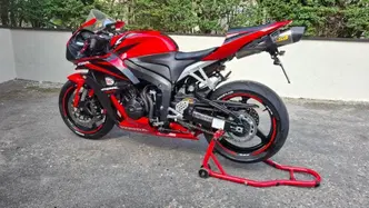 Honda CBR 600 RR (2007 - 08) usata