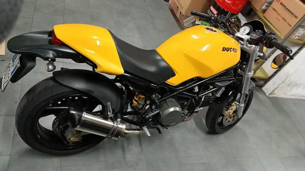 Ducati   (2)