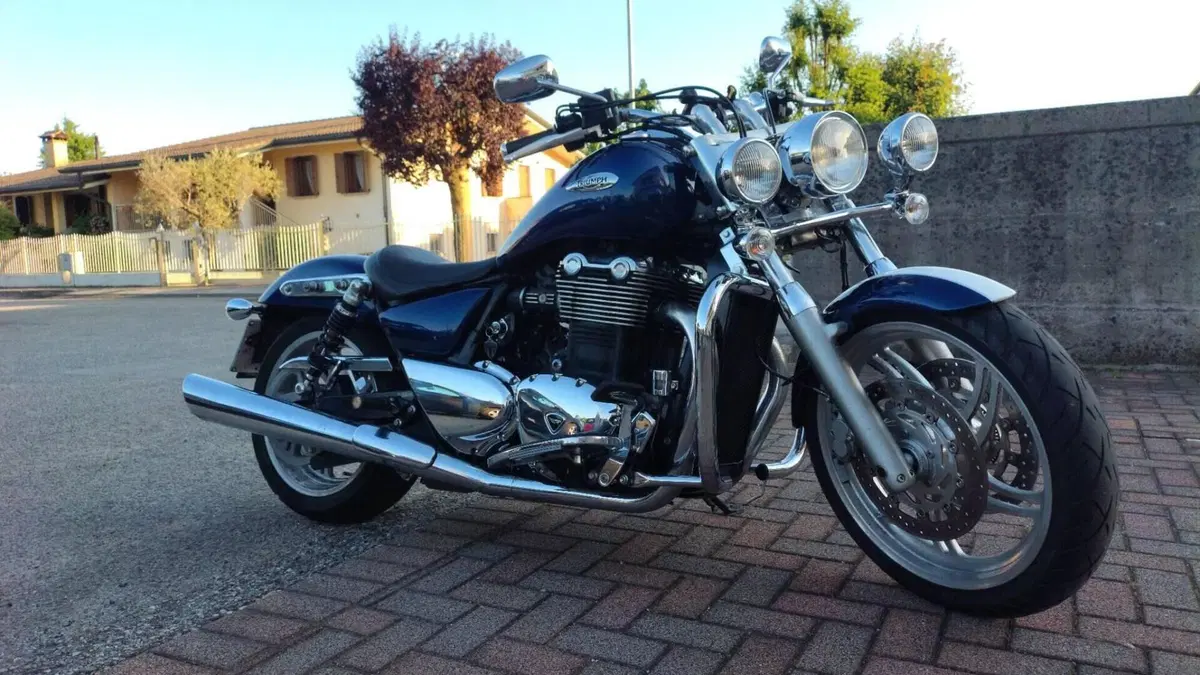 Triumph Thunderbird 1600 ABS  (6)