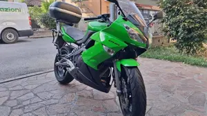 Kawasaki ER-6F (2009 - 11) 