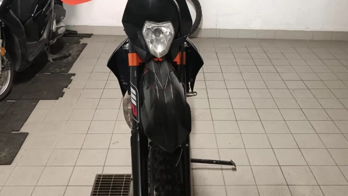 KTM 125 EXC (2008)  (5)