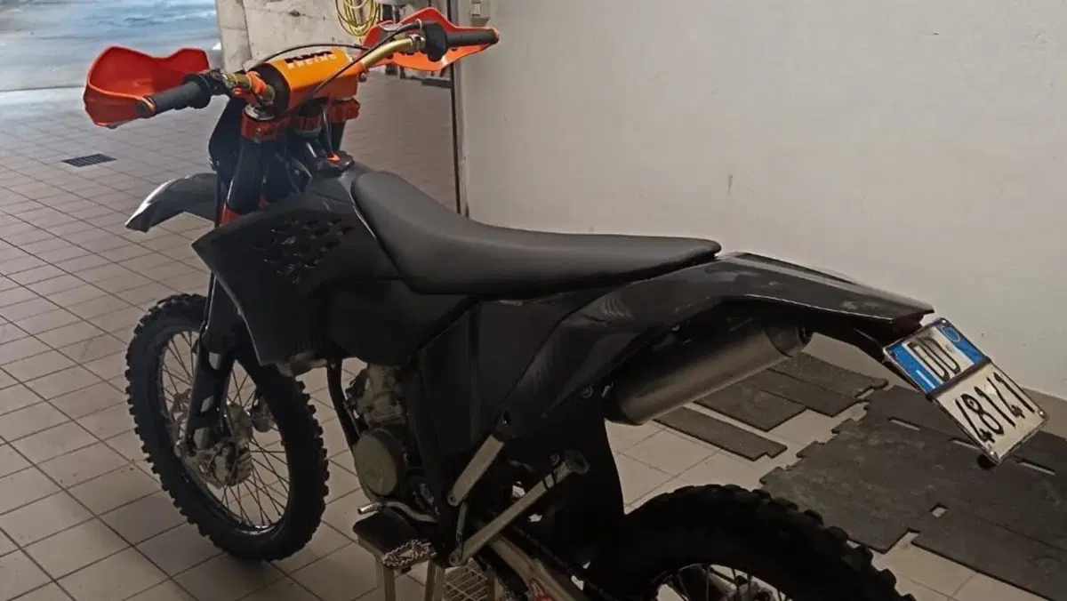 KTM 125 EXC (2008)  (7)
