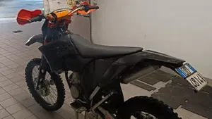 KTM 125 EXC (2008)  (7)