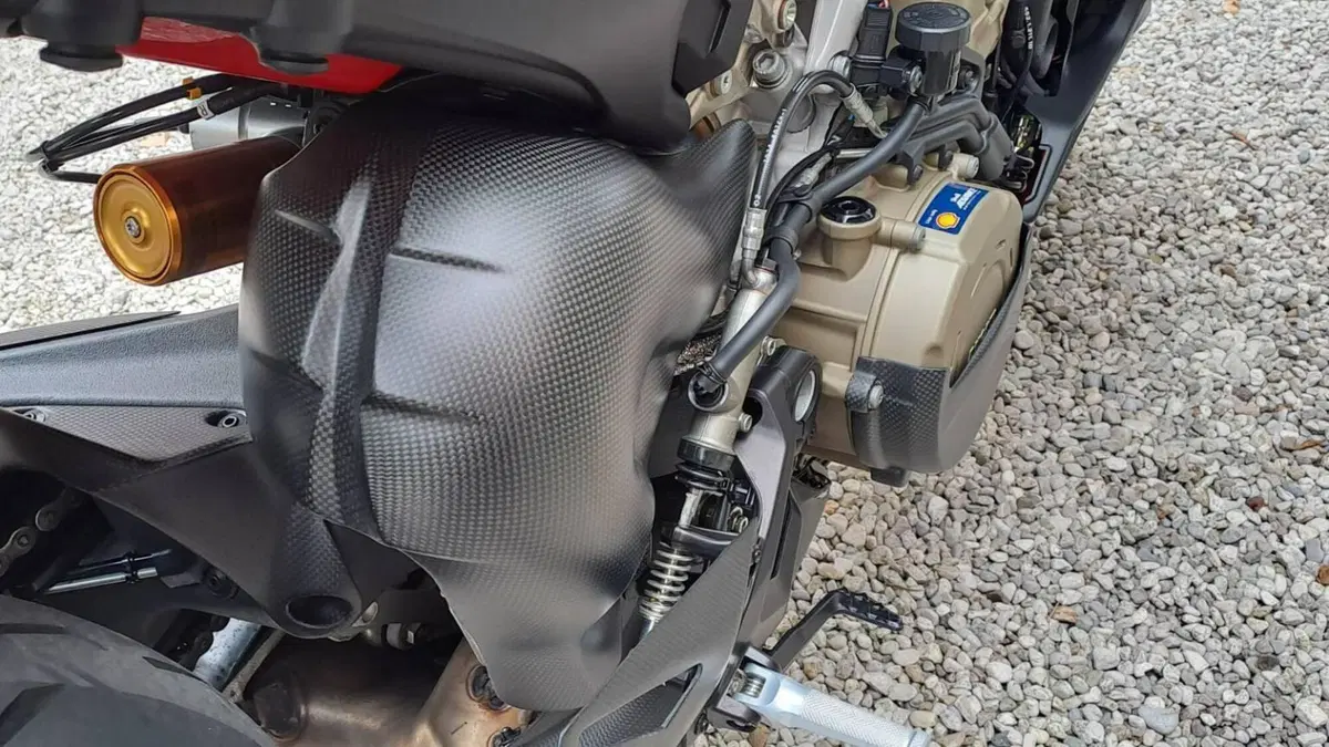 Ducati Streetfighter V4 S (2023 - 24)  (8)
