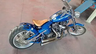Harley-Davidson 1584 Rocker C (2009 - 11) - FXCWC