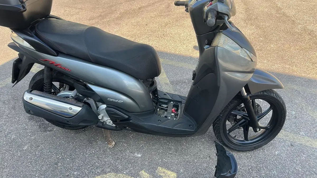 Honda SH 300 i (2006 - 10)  (6)