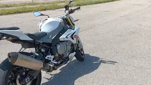 Bmw S 1000 R (2014 - 16)  (2)