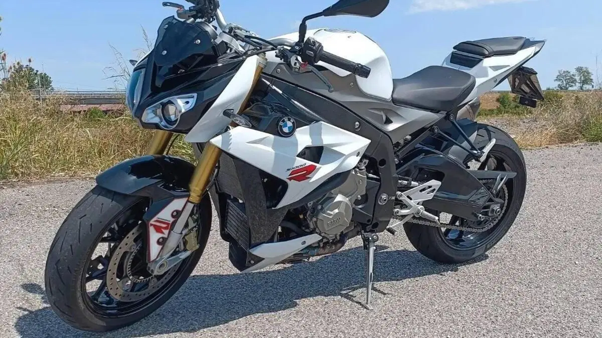 Bmw S 1000 R (2014 - 16)  (4)