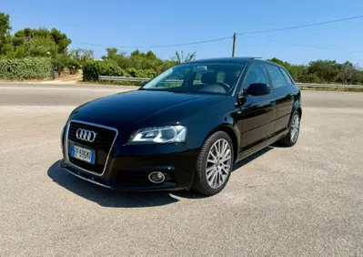 Audi A3 Sportback 1.6 TDI 105 CV CR S tronic Ambition usata