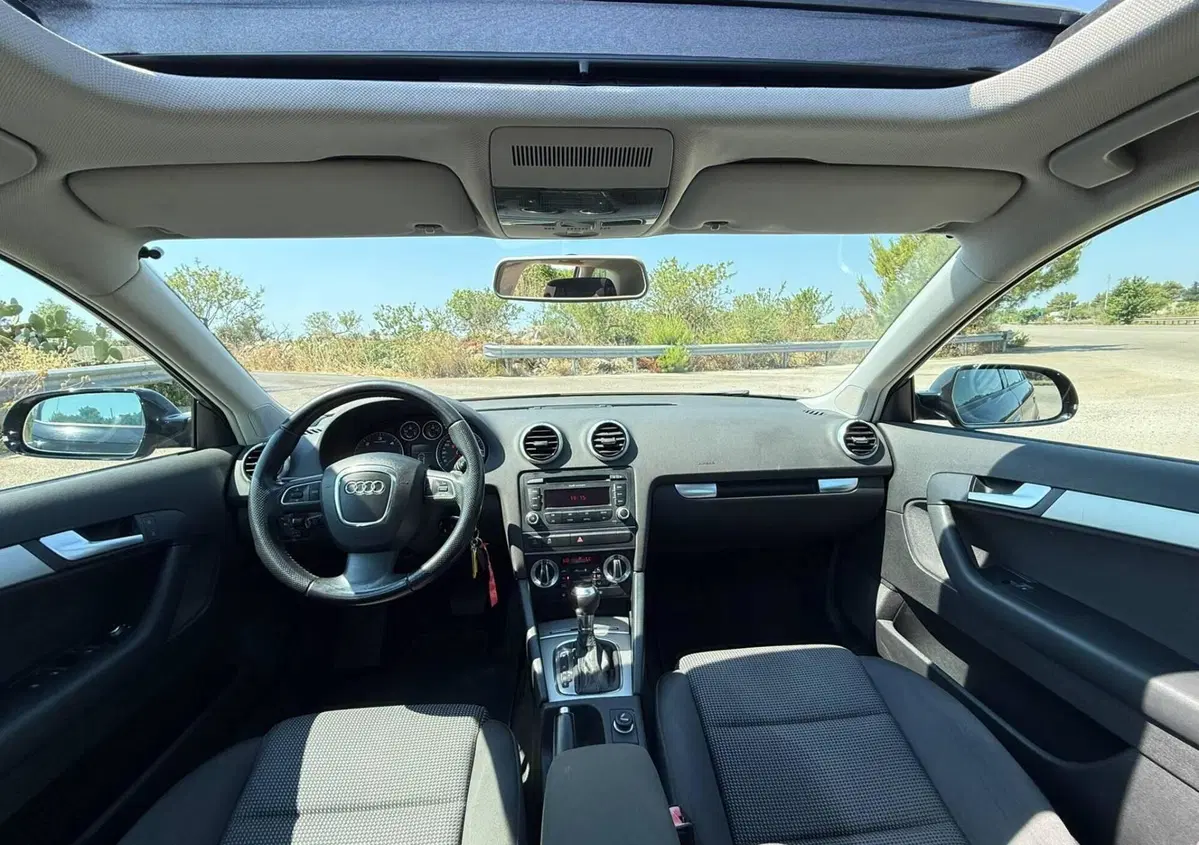 Audi A3 Sportback 1.6 TDI 105 CV CR S tronic Ambition (16)
