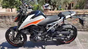 KTM 390 Duke (2021 - 23)  (5)