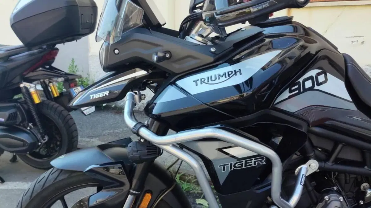 Triumph Tiger 900 GT (2020 - 23)  (4)