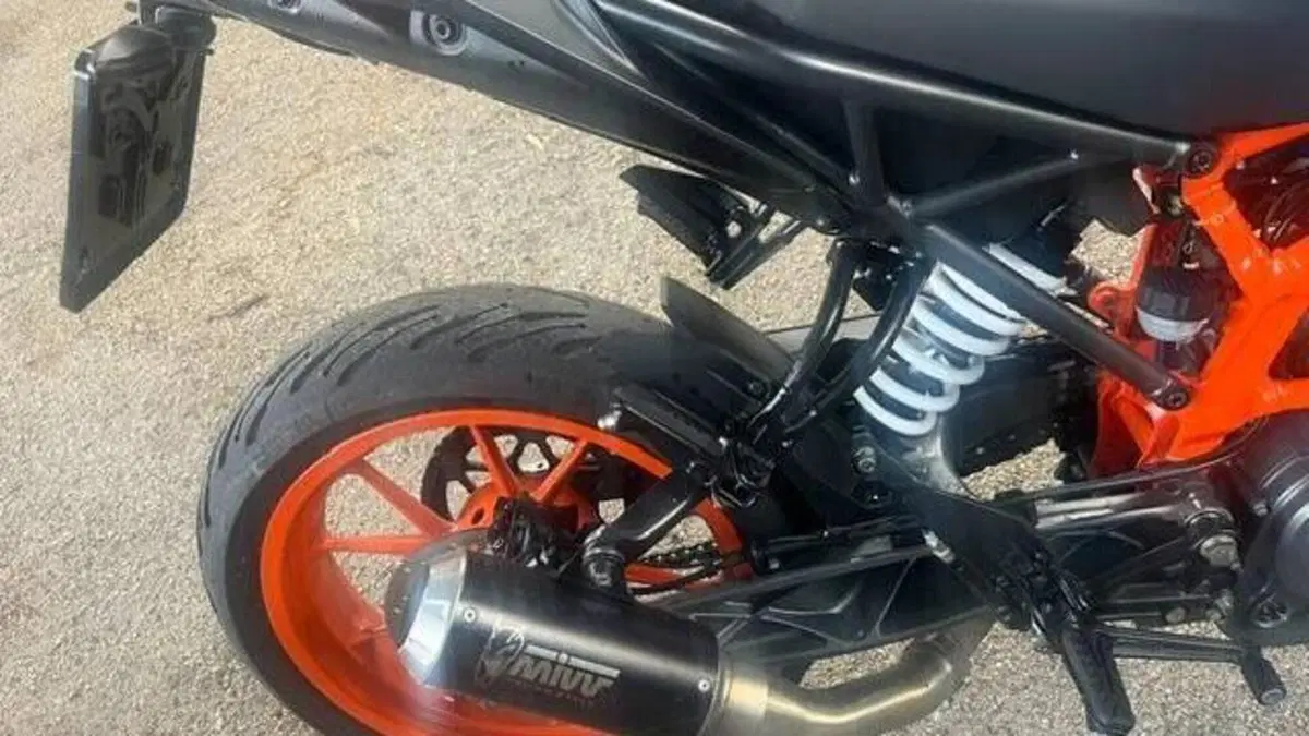KTM 125 Duke (2021 - 23)  (3)