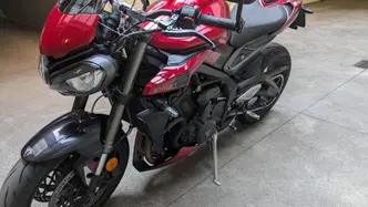 Triumph Street Triple 765 RS (2023 - 26) usata