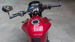 Triumph Street Triple 765 RS (2023 - 26)  (6)
