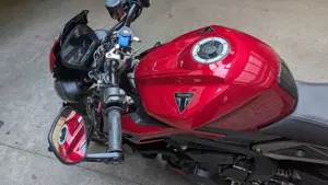 Triumph Street Triple 765 RS (2023 - 26)  (7)