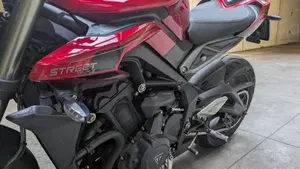 Triumph Street Triple 765 RS (2023 - 26)  (12)