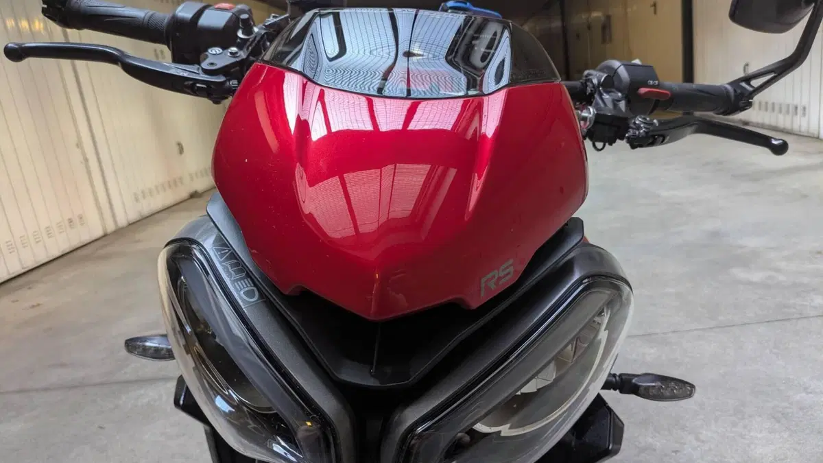 Triumph Street Triple 765 RS (2023 - 26)  (16)