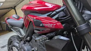 Triumph Street Triple 765 RS (2023 - 26)  (17)