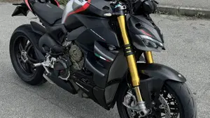 Ducati Streetfighter V4 1100 SP (2022)  (2)