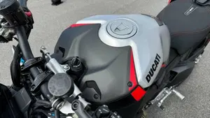 Ducati Streetfighter V4 1100 SP (2022)  (5)