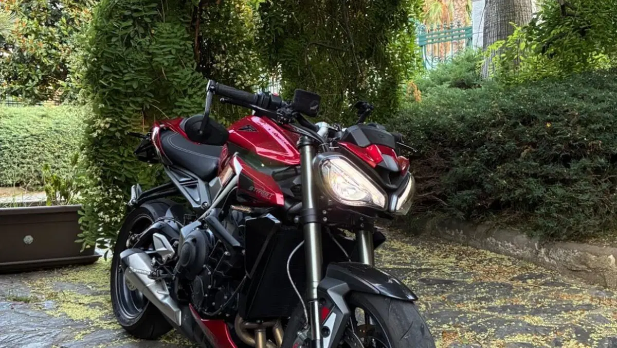 Triumph Street Triple 765 RS (2023 - 26) 