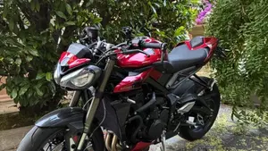 Triumph Street Triple 765 RS (2023 - 26)  (5)