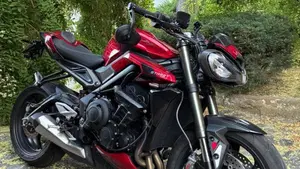 Triumph Street Triple 765 RS (2023 - 26)  (6)