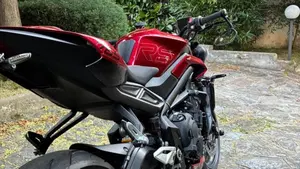 Triumph Street Triple 765 RS (2023 - 26)  (8)