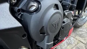 Triumph Street Triple 765 RS (2023 - 26)  (10)