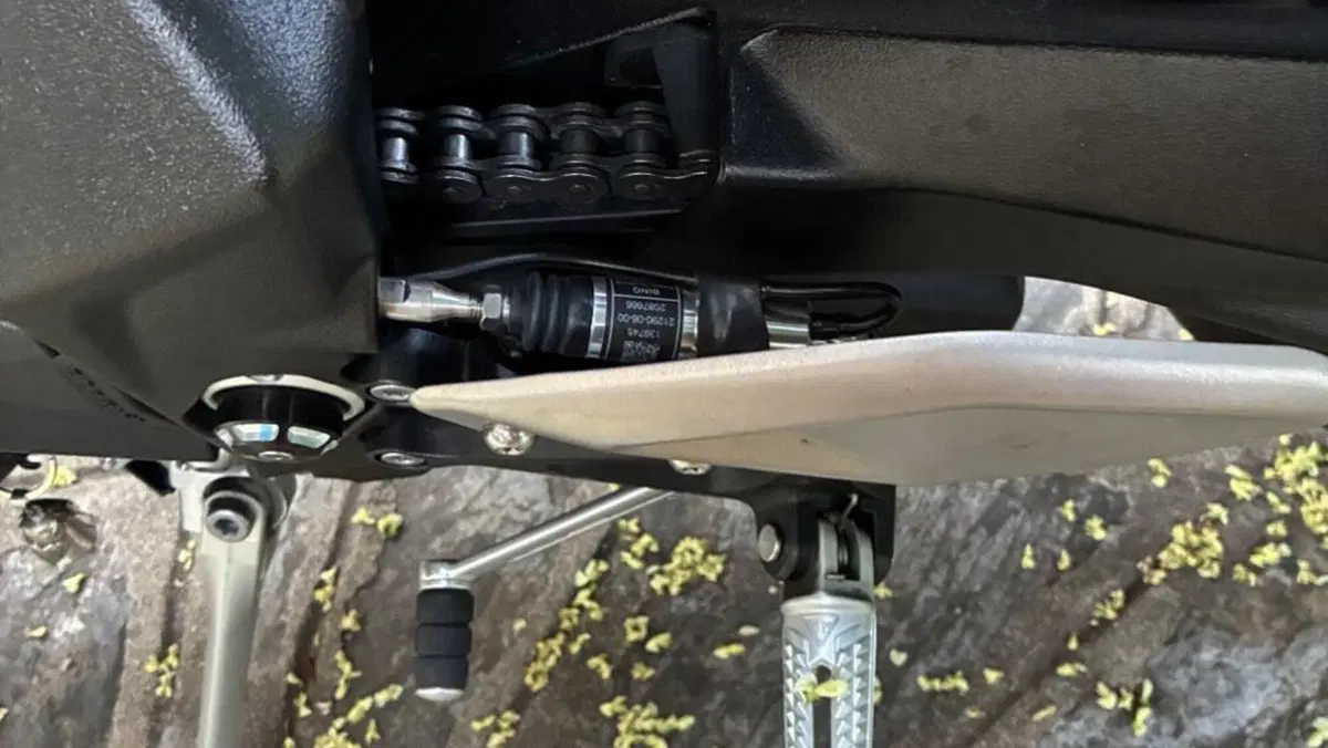 Triumph Street Triple 765 RS (2023 - 26)  (14)