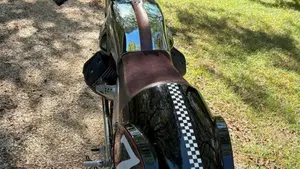 Moto Guzzi V7 II Racer (2015 - 17)  (3)