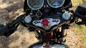Moto Guzzi V7 II Racer (2015 - 17)  (5)