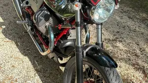 Moto Guzzi V7 II Racer (2015 - 17)  (8)