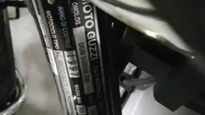 Moto Guzzi   (10)