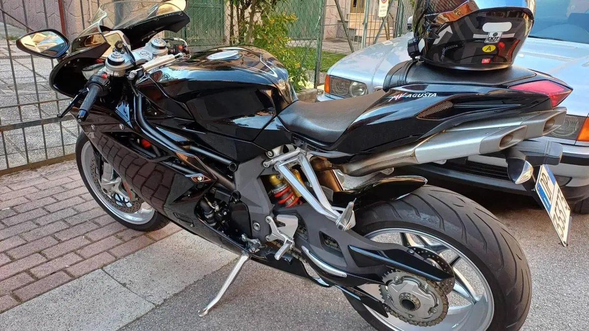 MV Agusta F4 1000 (2010 - 15)  (5)