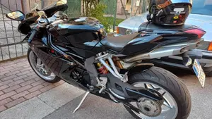 MV Agusta F4 1000 (2010 - 15)  (5)