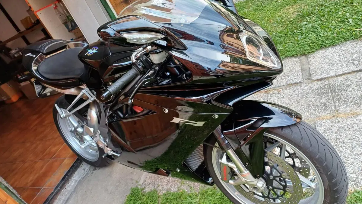 MV Agusta F4 1000 (2010 - 15)  (16)