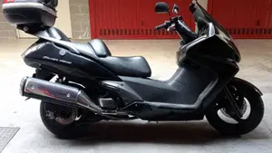 Honda Silver Wing 400 (2006 - 09)  (8)