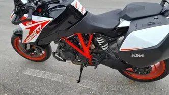 KTM 1290 Super Duke GT (2021) usata