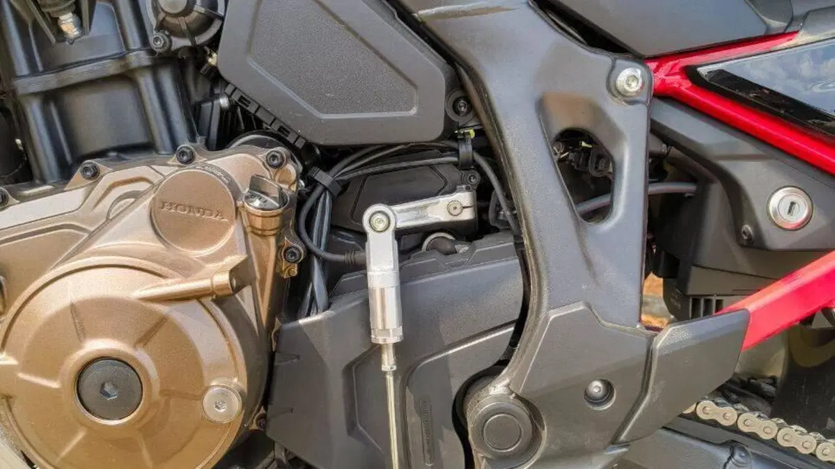 Honda Africa Twin CRF 1100L ES (2024 - 26)  (5)