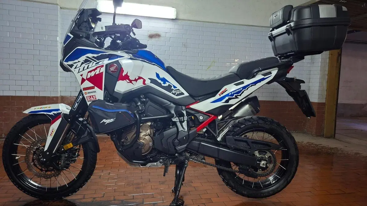 Honda Africa Twin CRF 1100L ES DCT (2024 - 26)  (3)