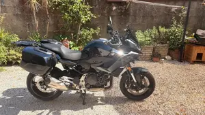 Bmw F 900 XR (2025 - 27)  (2)