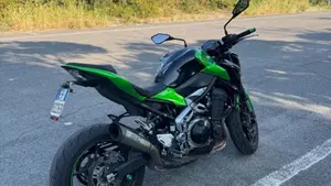 Kawasaki Z 900 (2017 - 18)  (6)