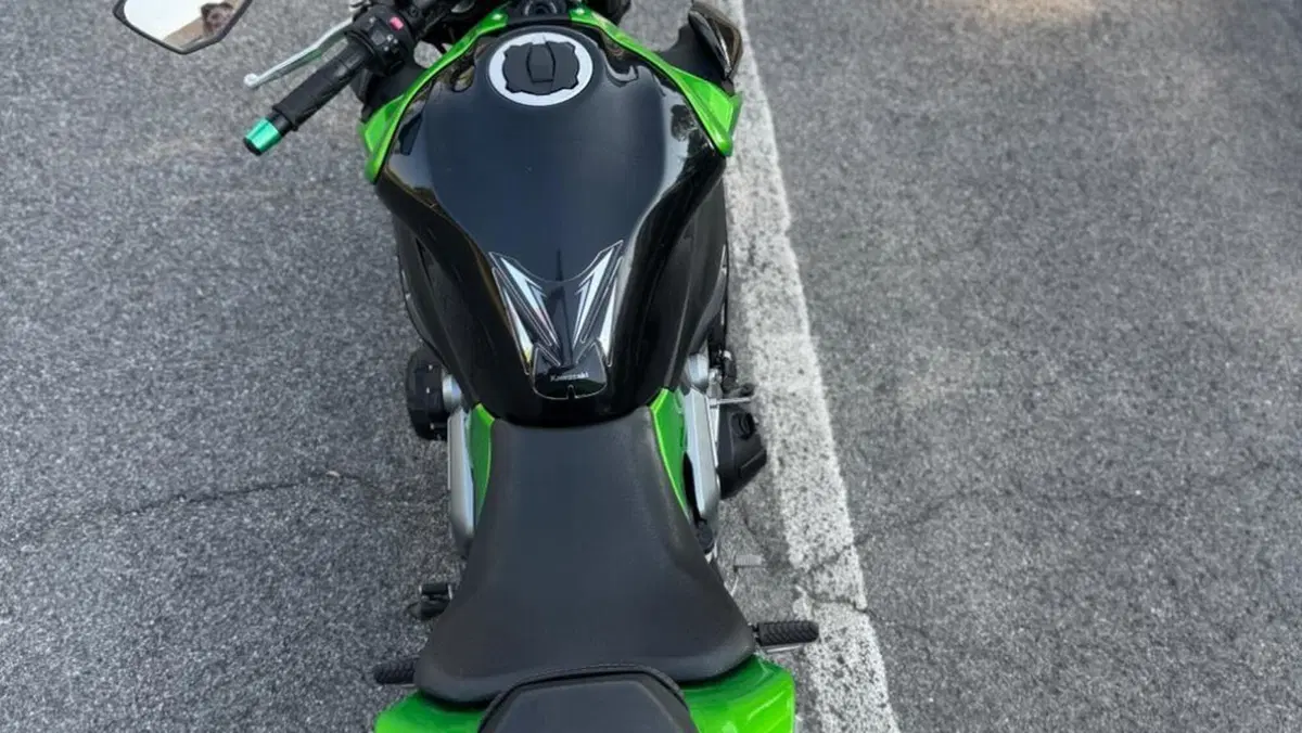 Kawasaki Z 900 (2017 - 18)  (7)
